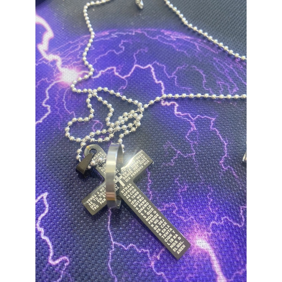 Dây chuyền mặt titan thánh giá nhiều màu