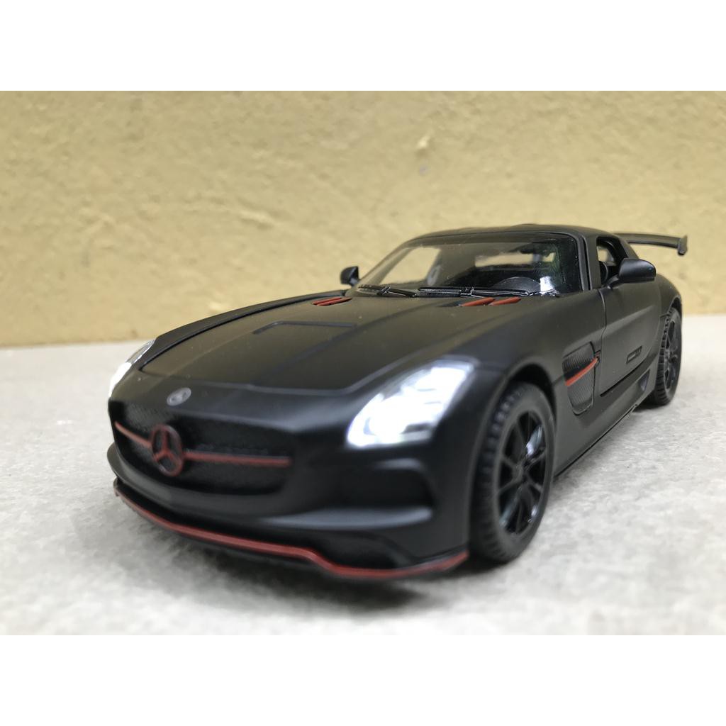 Mô hình xe ô tô Mercedes SLS AMG 1:32