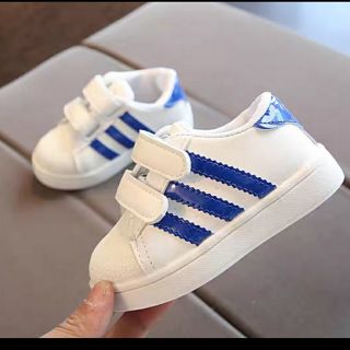 Giày thể thao bé trai 01