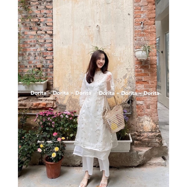 Áo dài Tết 2022 hoa nổi 3D, Áo dài cách tân hoa mai  Dorita Boutique | BigBuy360 - bigbuy360.vn
