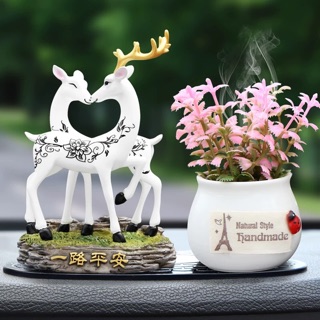 Đồ trang trí xe hơi