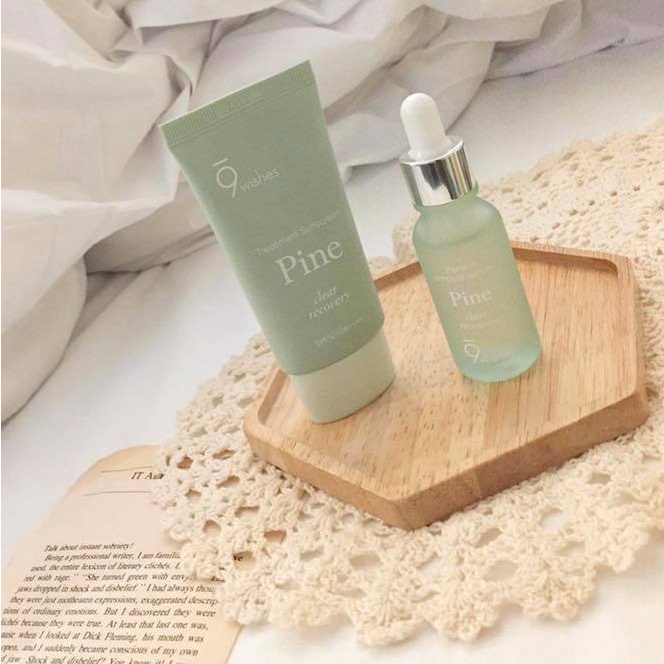 Kem chống nắng 9Wishes Pine T.r.e.a.t.m.e.n.t Suncreen SPF50+ PA ++++