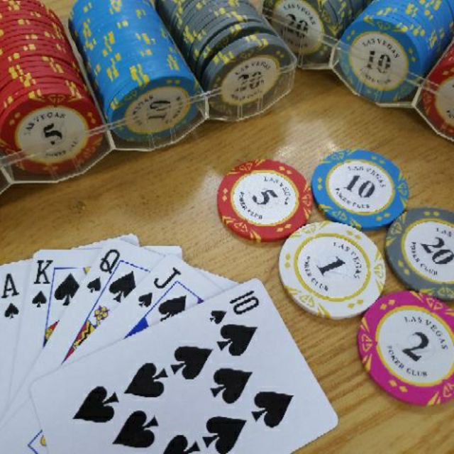 Bộ 100 chip Poker Hàng Đẹp