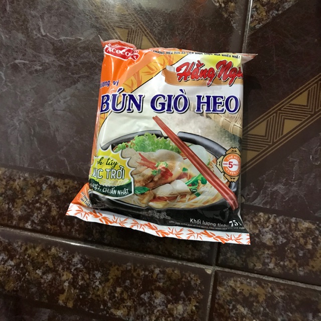 Bún giò heo Hằng Nga