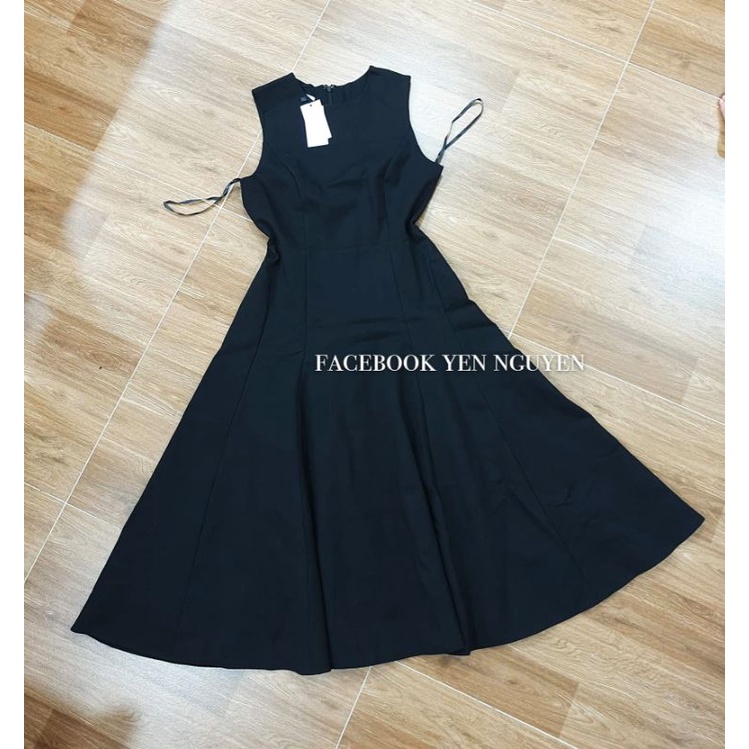 POXI ⤑ Váy đen xòe dáng dài bồng nhẹ ⇿〈Giá gốc 1.300〉