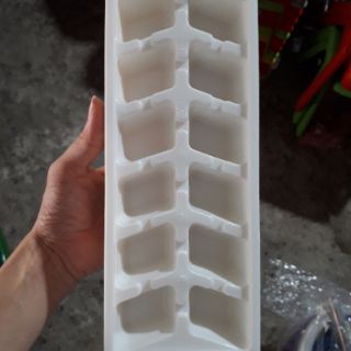 Khay làm đá viên nhỏ