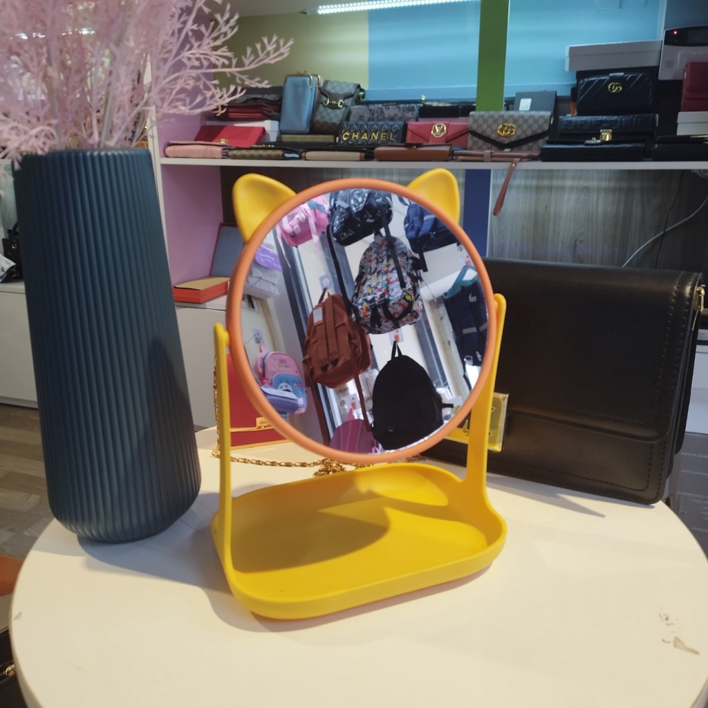 Gương trang điểm để bàn tai mèo để bàn chất liệu nhựa cứng xoay 360 độ, có khay đựng màu sắc siêu đẹp