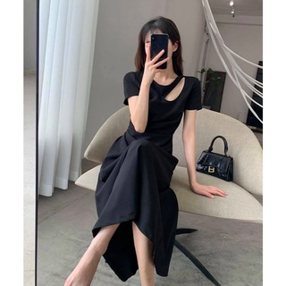 Đầm váy freesize đen khoéc vai