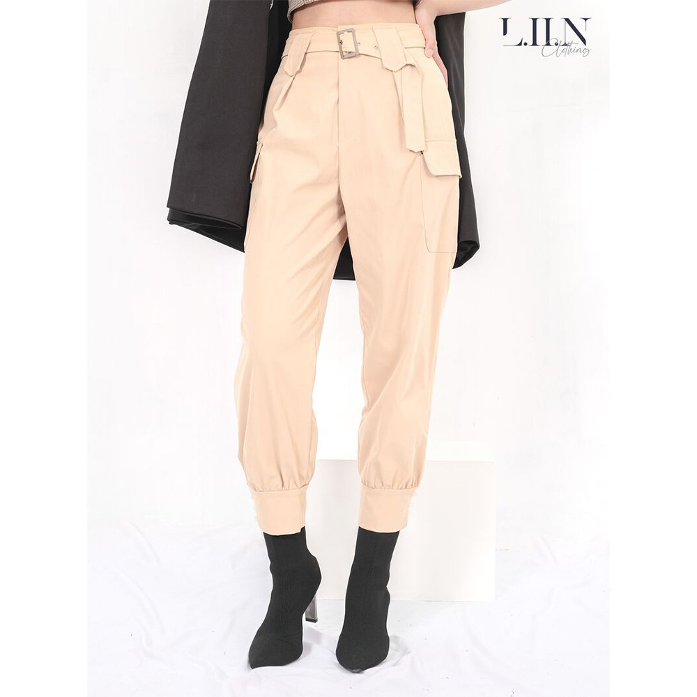 Quần kaki nữ bo gấu, kèm đai Linbi thiết kế màu be, phối 2 túi hộp cá tính Liin clothing Q3320