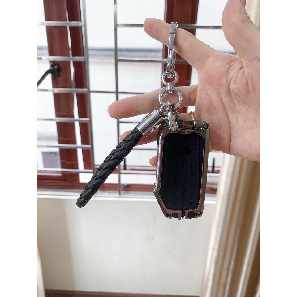 Ốp Vỏ Chìa Khoá KIA K3, Cerato K3, Sorento lót cao su kết hợp khung kim loại Metal cao cấp