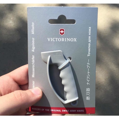 Mài dao Victorinox nhập khẩu Thụy Sỹ - Dao răng cưa