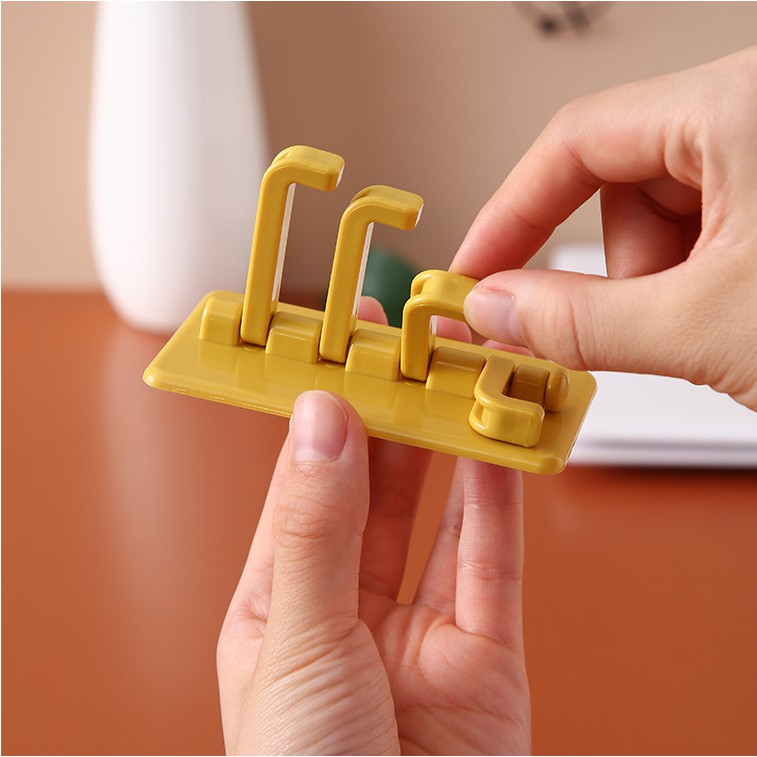 Móc Treo Đồ Dán Tường Có Thể Xoay Được