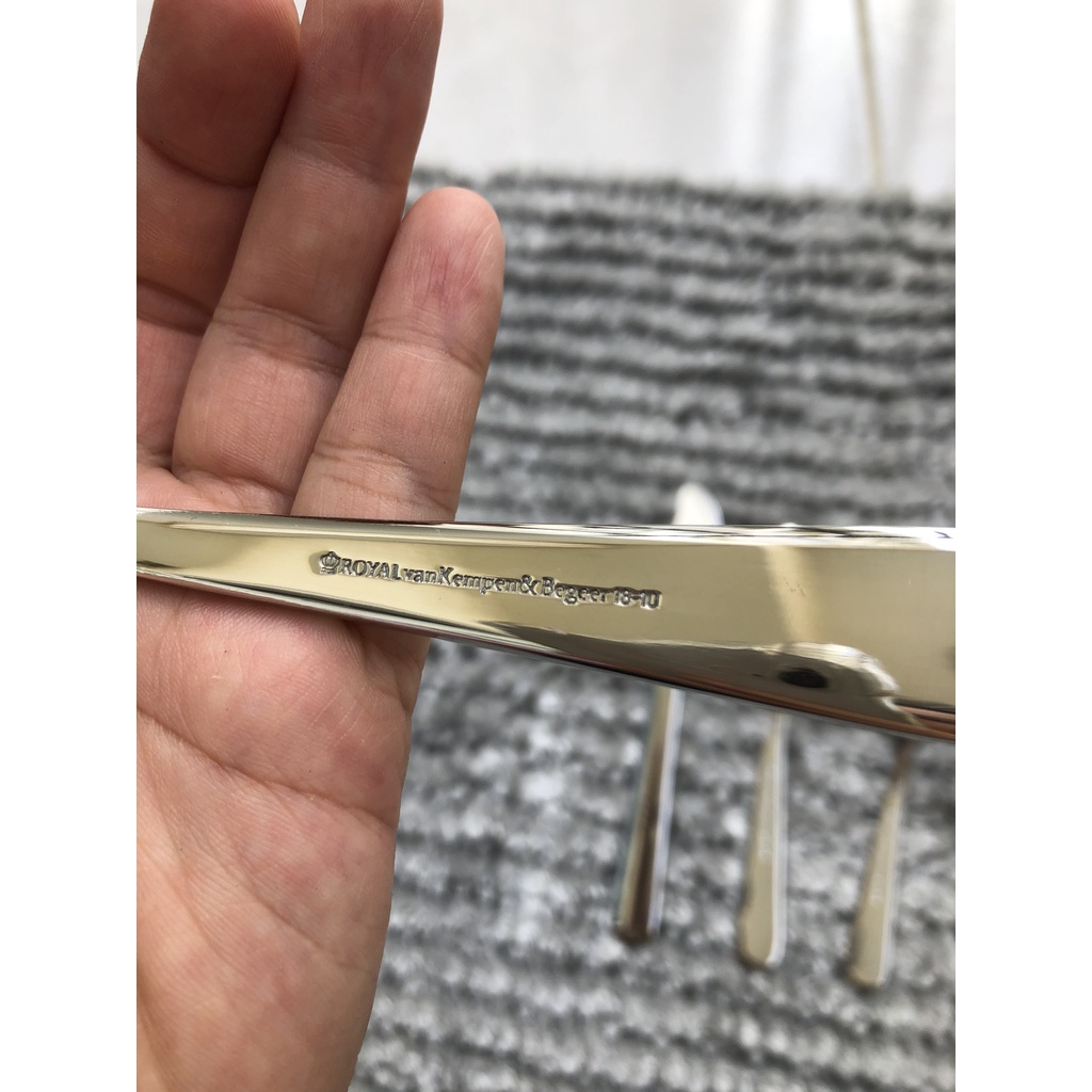 Bộ Dao Thìa Nĩa cho bé inox 304  của hãng  RoYal Vann KemPenn