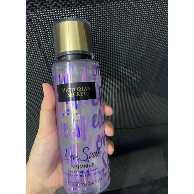 Body mist có kim tuyến ánh nhũ CỦA VICTORIA SRECT