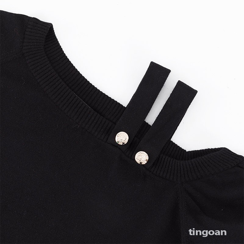 TINGOAN® - Áo len xù lệch vai dáng rộng đen RUNAWAY SWEATER/BL