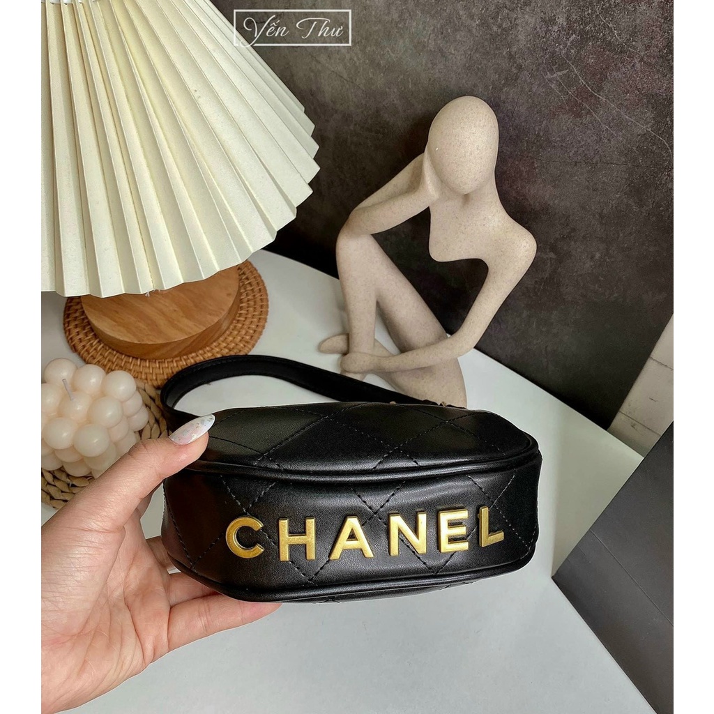 Túi kẹp nách CN logo đáy vàng