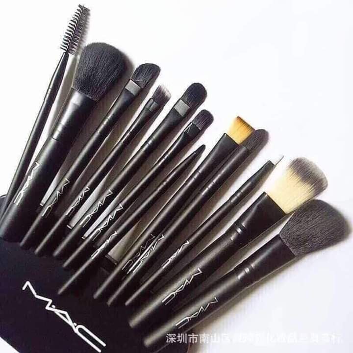 Bộ cọ đen 8 cây M.A.C
