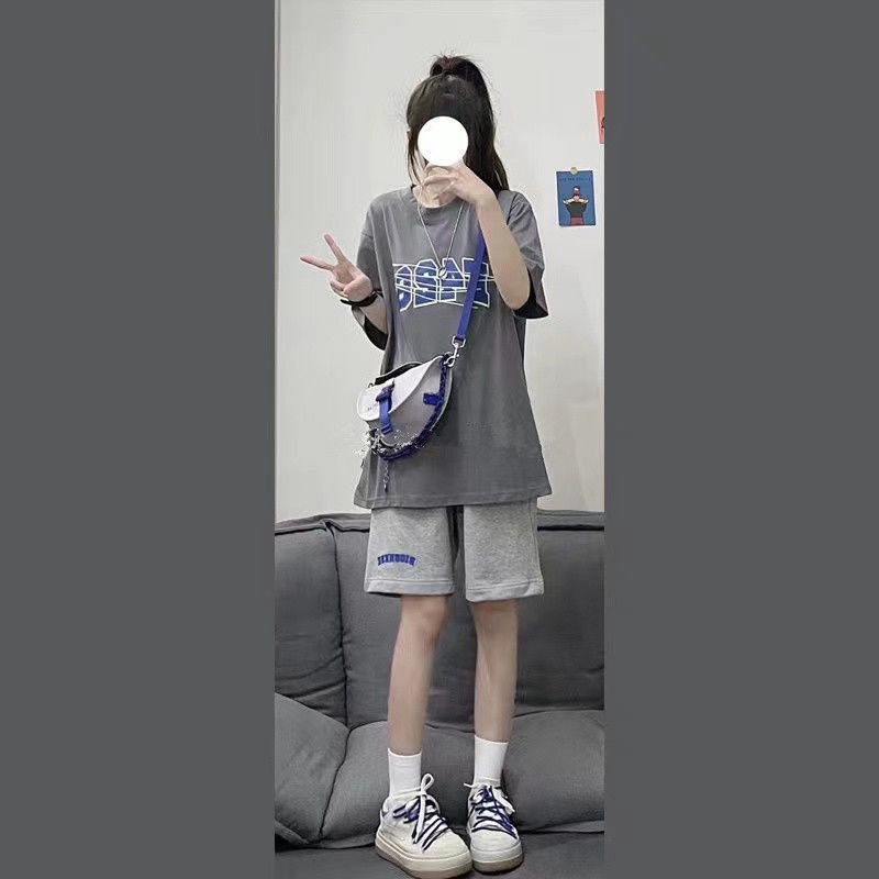 Set Áo Thun Tay Ngắn Form Rộng In Họa Tiết + Quần Short Thời Trang Hàn Quốc Cho Nữ