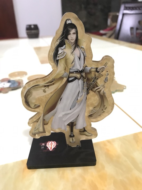 Đặt làm Tượng Trưng Bày/Standee Mica theo yêu cầu