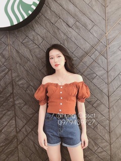 Áo sơ mi croptop trễ vai