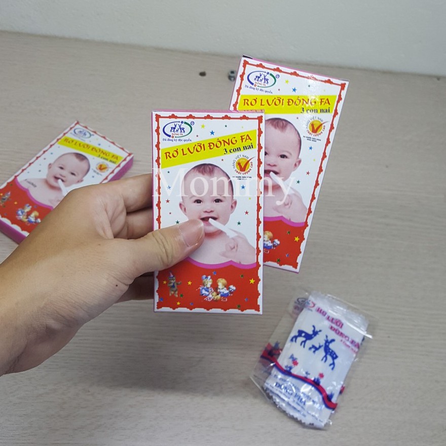 Rơ lưỡi Đông Fa dùng vệ sinh răng miệng cho bé 10 hộp ( 50 chiếc)