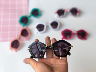 Combo kính  mắt thời trang cho bé
