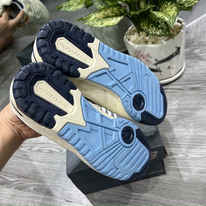 Full box+quà tặng🎁Giày thể thao _Nb 550 Rich Paul kem vàng đế xanh biển nam nữ