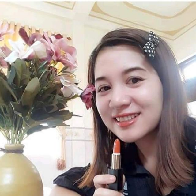 Mỹ phẩm Quán Xinh