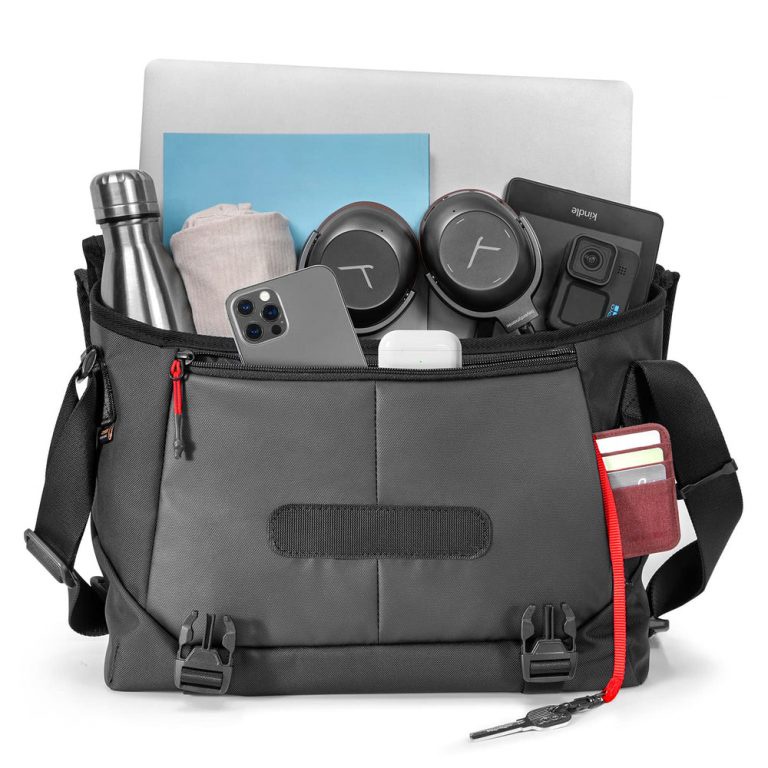 Túi đeo vai Tomtoc Premium Messenger Bag Commuting & Travel 16" - H52