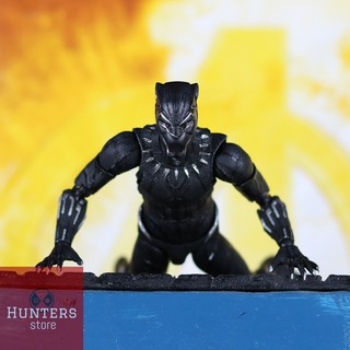 Mô hình Black Panther Mafex