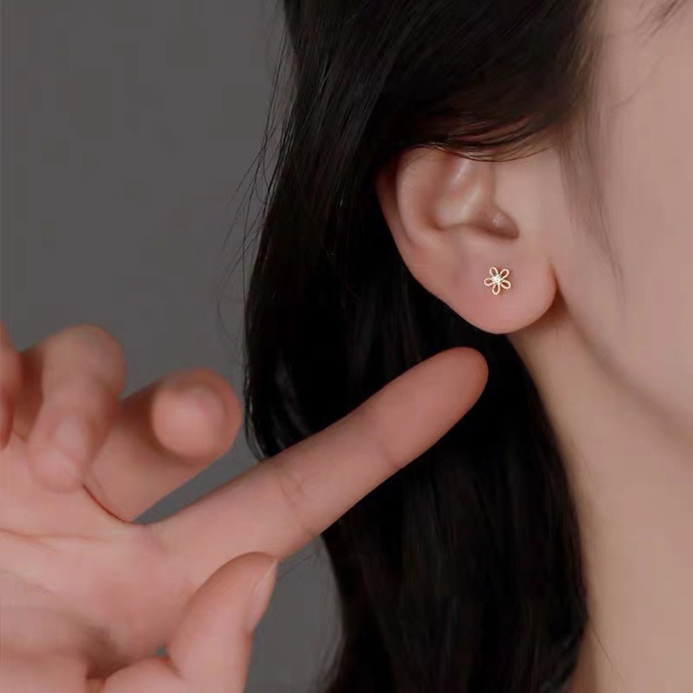 Khuyên Tai Hình Bông Hoa Đính Đá Pha Lê Nhân Tạo Độc Đáo Thời Trang