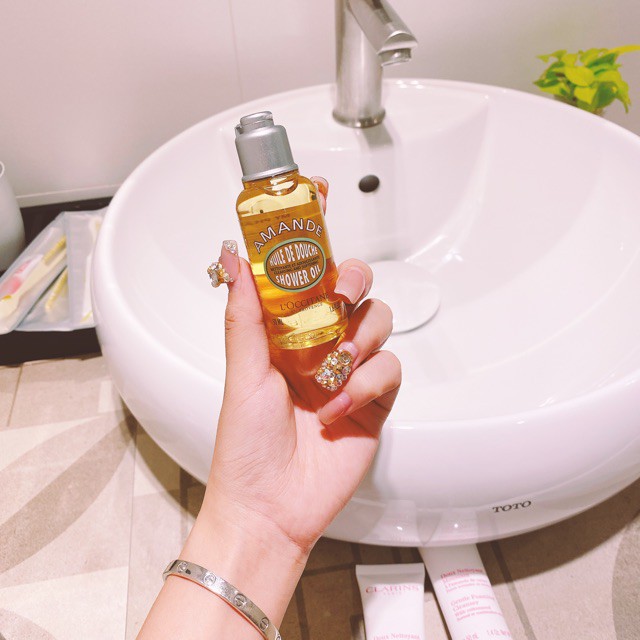 Sữa tắm hạnh nhân L'Occitane Almond Shower Oil 50ml