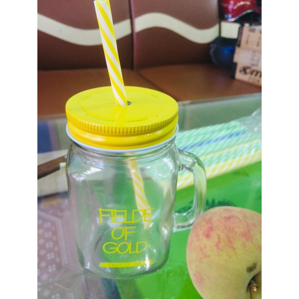 Cốc thủy tinh nắp màu có ống hút quai cầm tiện dụng | BigBuy360 - bigbuy360.vn