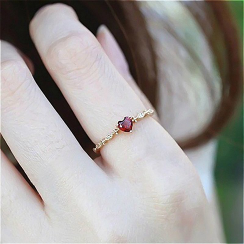 Nhẫn Đính Hôn Mạ Bạc Mặt Hoa Hồng Đính Đá Pha Lê