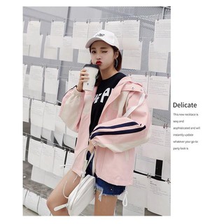 Áo khoác gió nữ form rộng cá tính