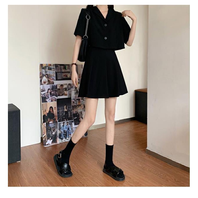 Set chân váy ngắn màu đen + áo sơ mi tay ngắn lưng cao thời trang mùa hè phong cách hàn quốc cho nữ