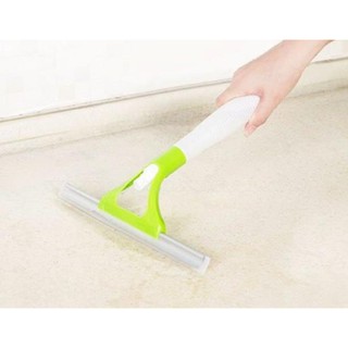 Cây lau kính có bình xịt