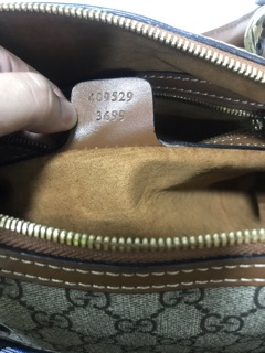 Ví Gucci trống, Gucci size 30