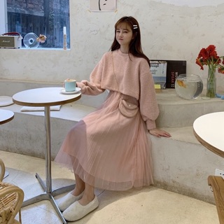 Set váy áo xinh xắn