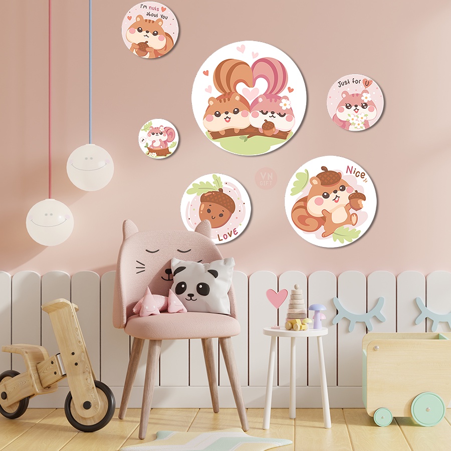 Bộ Tranh tròn decor bằng gỗ cao cấp, chủ đề những chú sóc đáng yêu, kèm băng dính 2 mặt 3M