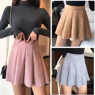 Chân váy da lộn xoè phồng