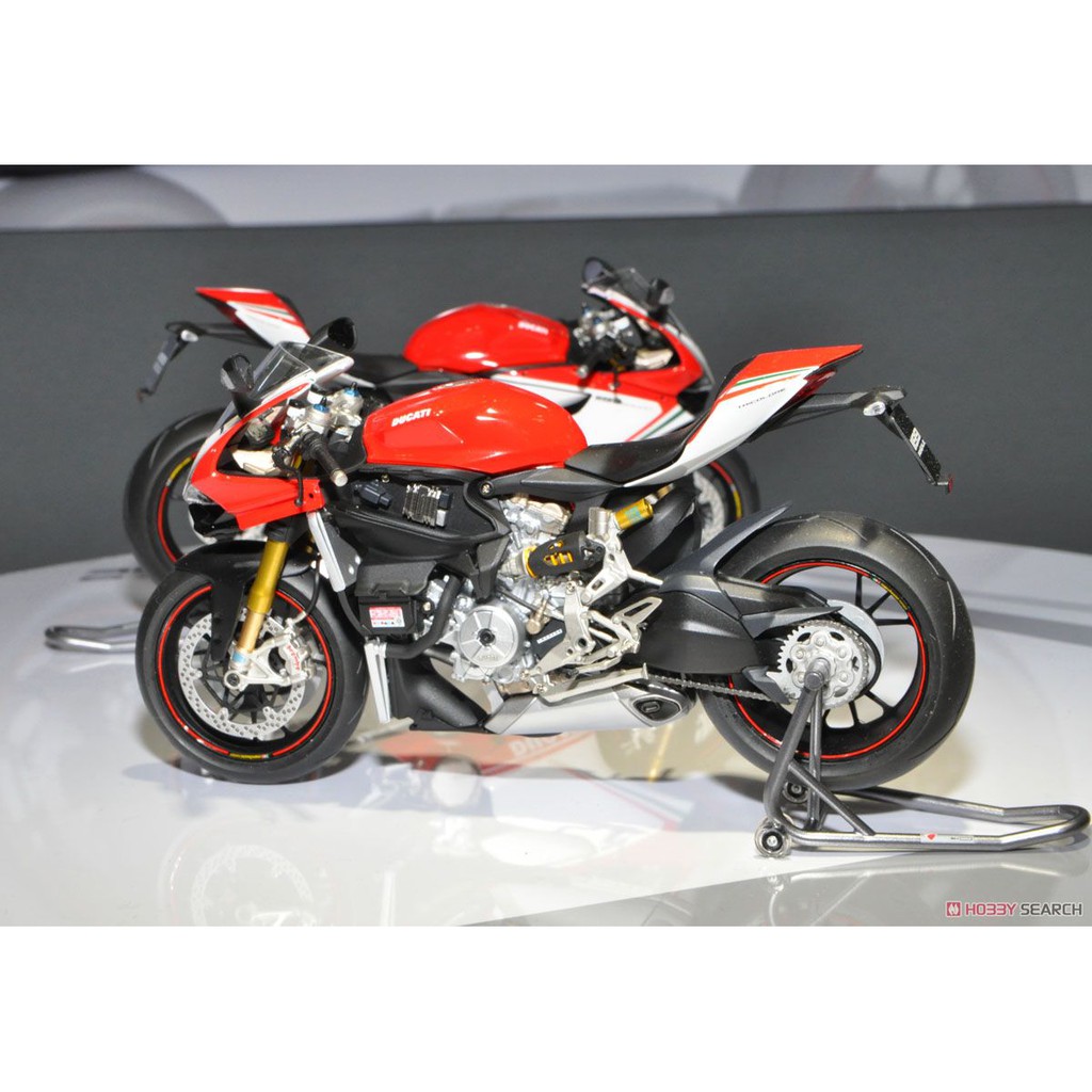 [TAMIYA] Mô hình xe Ducati 1199 Panigale S Tricolore (Model Car)