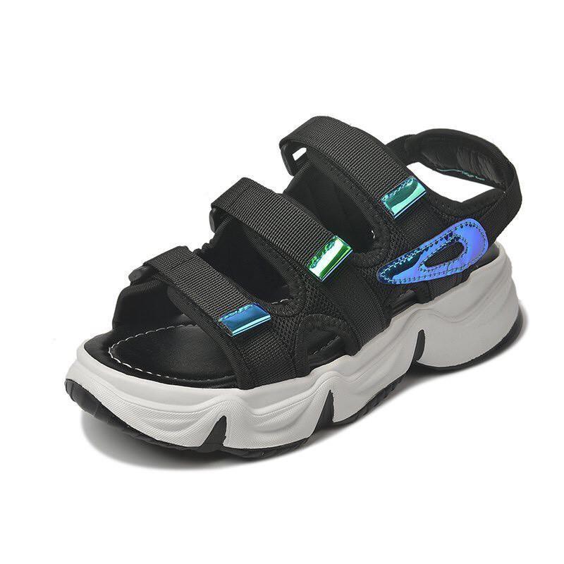 Giày Sandal Nữ Đi Học THiết Kế 3 Quai Hiện Đại - Sneaker Nữ Cao Dáng Cực Xinh, Đi Thoải Mái Mang Êm Chân CHo Các Chị Em