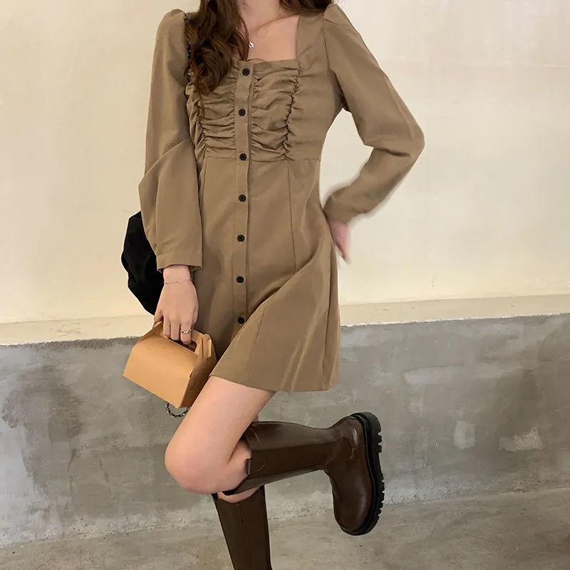 Đầm chữ A tay dài cổ vuông phong cách Hàn Quốc