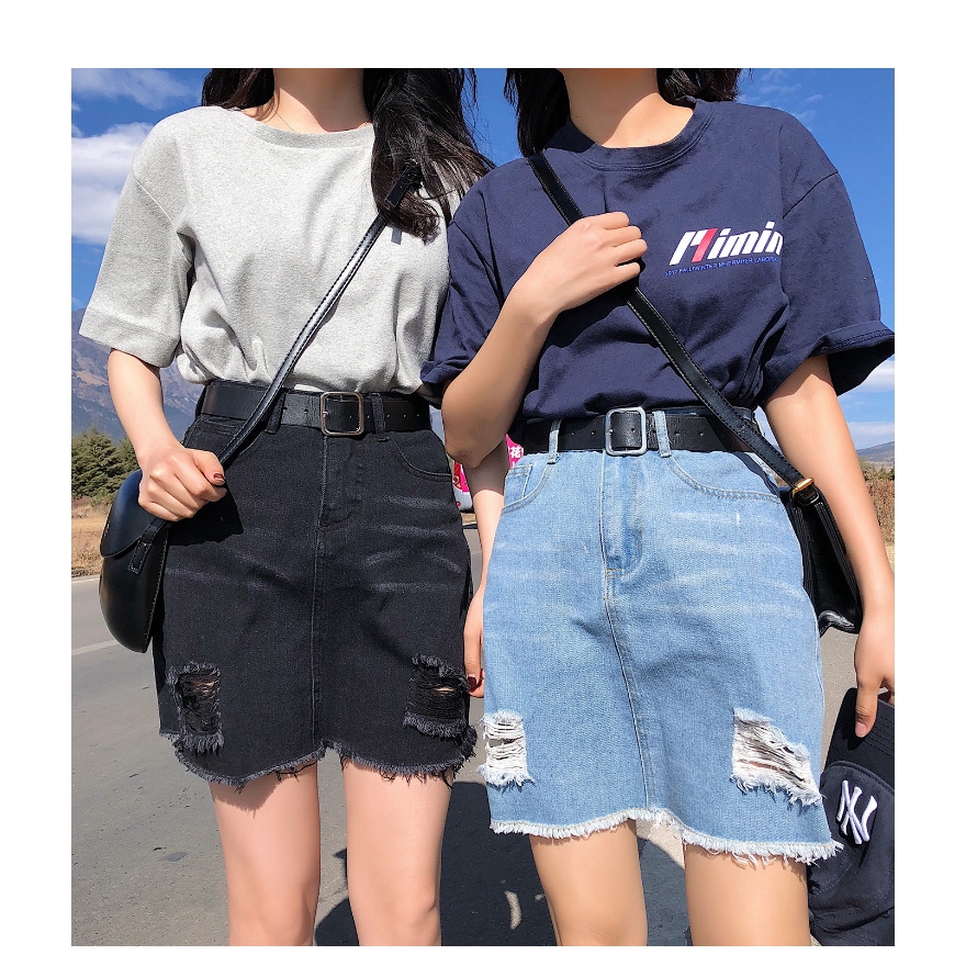 Chân váy jean ngắn lưng cao phong cách Hàn Quốc xinh xắn cho bạn gái | BigBuy360 - bigbuy360.vn