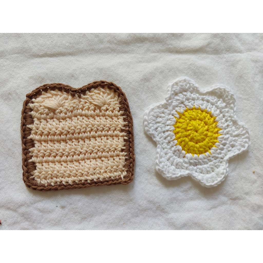 Đế lót cốc, miếng lót ly thấm nước hình bánh sandwich, trứng rán dễ thương, xinh xắn handmade từ vải len