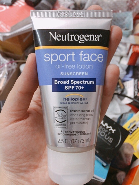 Kem Chống Nắng Neutrogena Sport Face Oil-Free Lotion SPF 70+