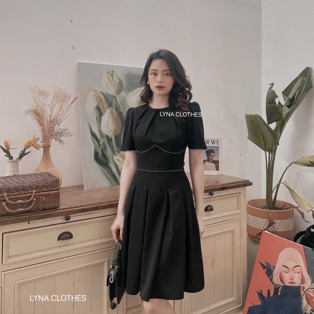 Váy thiết kế công sở cao cấp cổ tròn eo nhấn chỉ Bella Dress đẹp xuất sắc Shop sale lỗ lấy tương tác | BigBuy360 - bigbuy360.vn