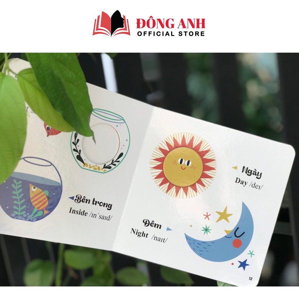 Sách - Đục Trổ Thông Minh Những Từ Vựng Đầu Đời Của Bé dành cho bé từ 0-6 tuổi