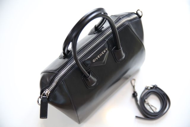 Túi xách tay gvchy